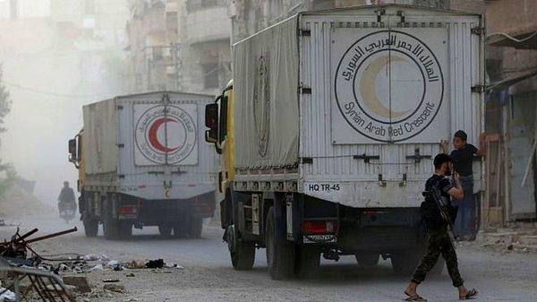 "Yardım kamyonları Halep yakınlarında vuruldu"