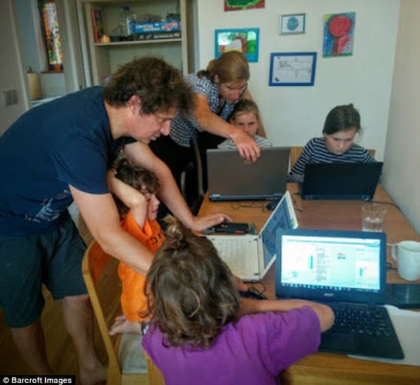 10. "Но я знаю, что после они точно будут обсуждать увиденное. Так, однажды утром они проснулись и заявили, что хотят поехать обратно в Египет"