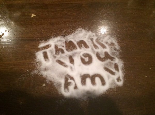 13. Или когда клиенты хотят поблагодарить тебя, написав на столе "Спасибо"