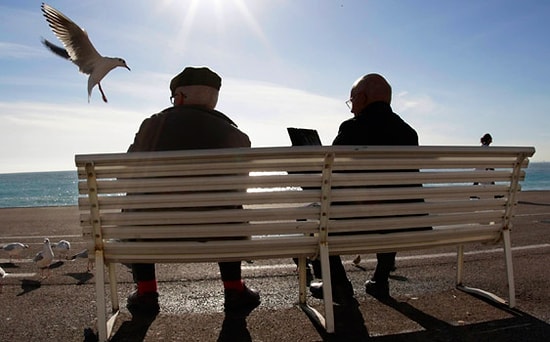 60 Yaş Üzeri Öğrenciler Kendilerine Özel Üniversitede 'Tazeleniyor'