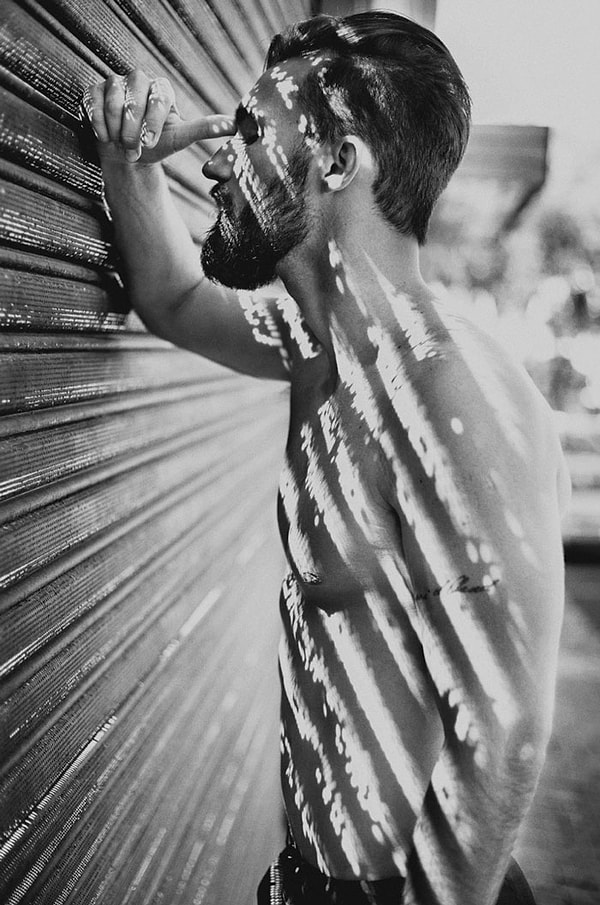 15. Мужественно