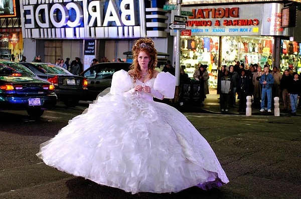 3. Зачарованная (IMDb: 7.1)