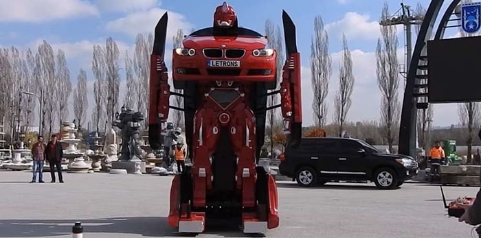 Турецкие инженеры сделали Трансформера из BMW