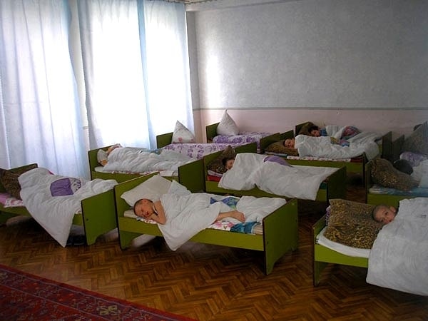 1. Скоро приют со всеми условиями для беспризорных и бездомных детей будет сдан в эксплуатацию.