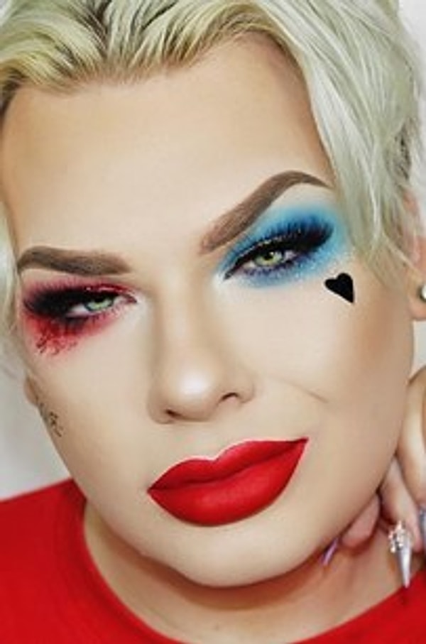 12. Красная помада идет не всем