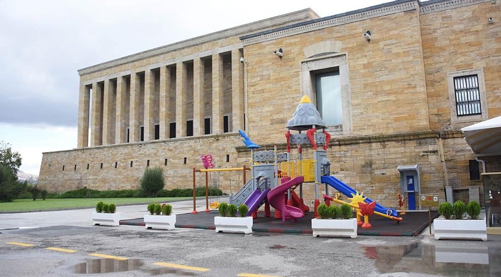 Anıtkabir'e Yapılan Çocuk Parkına Tepki