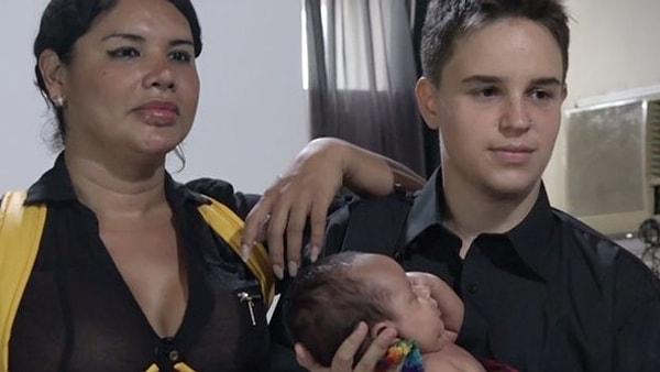 Güney Amerika'nın trans bir çiftten doğan ilk çocuğunu dünyaya getiren Fernando ve Diane'ı biz de tebrik ediyoruz.