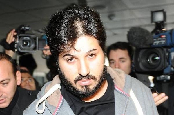 Zarrab, Türkiye'de yapılan 17 Aralık rüşvet operasyonunda yakalandı; 70 gün hapis yattıktan sonra ise serbest kaldı.