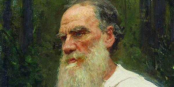 17. Yine Tolstoy'dan gelsin: "Herkes insanlığın kötüye gittiğini kabul eder de kimse kendinin kötüye gittiğini kabul etmez".