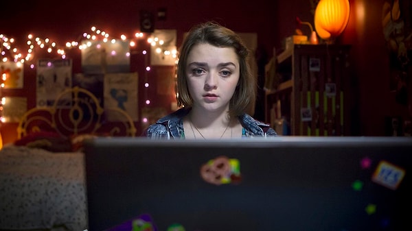 12. Кибер-террор (2015)