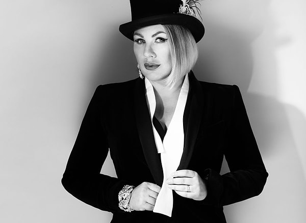 11. Ева Польна