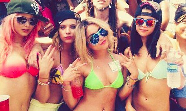 14. Spring breakers who don't stop partying 24/7 and drink nonstop.