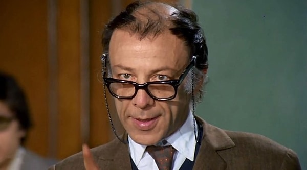 Münir Özkul