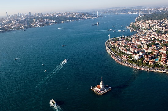 İstanbul Boğazı'nın Dibi Adeta Bir Gemi Mezarlığı