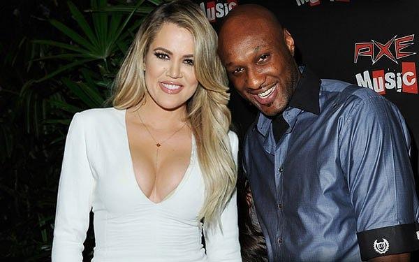 Lamar Odom'dan ikinci kez boşanmak boşanmak için dava açan Khloe Kardashian'ın boşanma süreci gizemini koruyor.