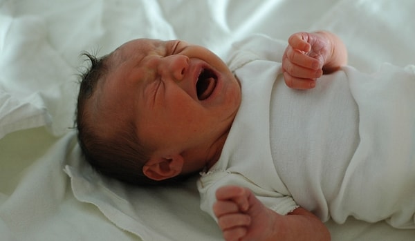 12. Еда в роддоме настолько ужасна, что вы скорее предпочтете рожать дома в муках, чем есть эту бурду.