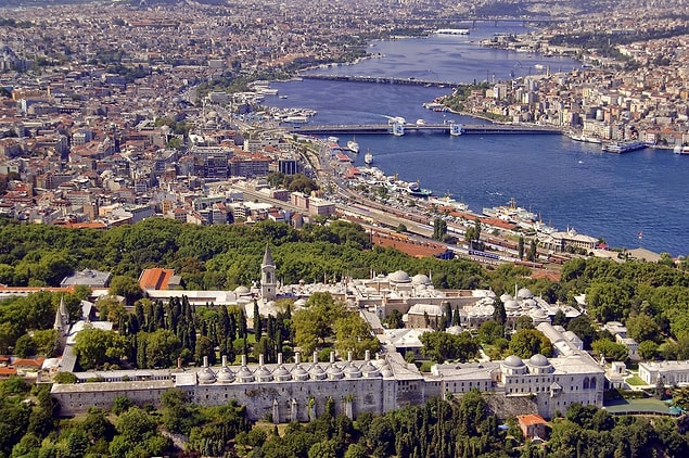 ‘Bir eliniz hep tarihi eserde olsun’
