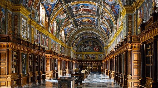 12. Escorial Kütüphanesi, San Lorenzo de El Escorial, İspanya
