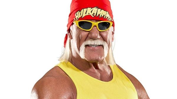 4. Kahküllü saç modelini anımsatan şekliyle Hulk Hogan bıyığı