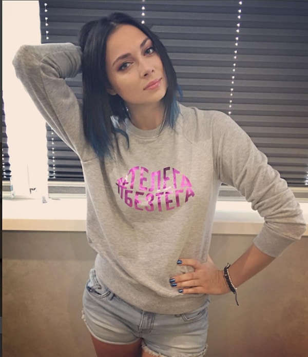 1. Настасья Самбурская росла в небольшом городе в Саратовской области