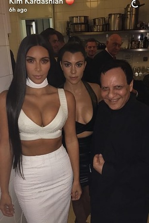 Kardashian pazar gününden beri sosyal medyada paylaşımlarda bulunuyordu.