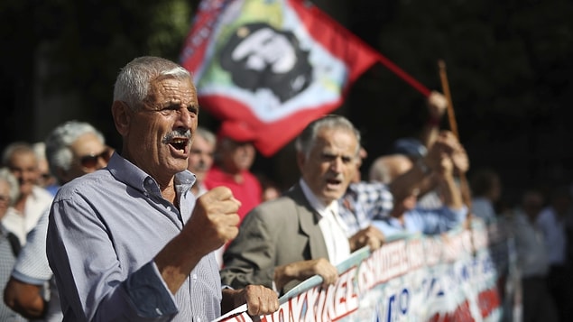Emekli maaşları, Yunanistan'ın uluslararası borçverenlerle müzakerelerinde önemli tartışma noktalarından biri.