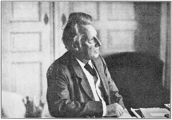 7. İlk Nobel Kimya Ödülü, çözeltiler üzerine yaptığı çalışmaları sonucu Jacobus H. van 't Hoff'a verilmiştir.