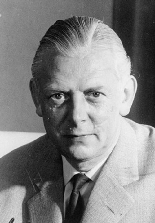Nobel Ödülü kazansa da hükümetlerinin karşı olması sebebiyle 4 kişi bu ödülü alamadı.