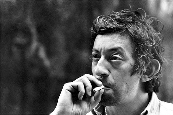 10. Serge Gainsbourg her çirkin erkeğin rol modeli oldu! Karizmatik, çekici ve seksi olmak için yakışıklılığa gerek olmadığını gösterdi.