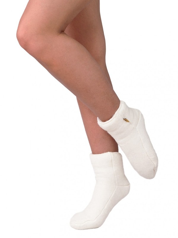 3. Заведите себе носочки для сна.