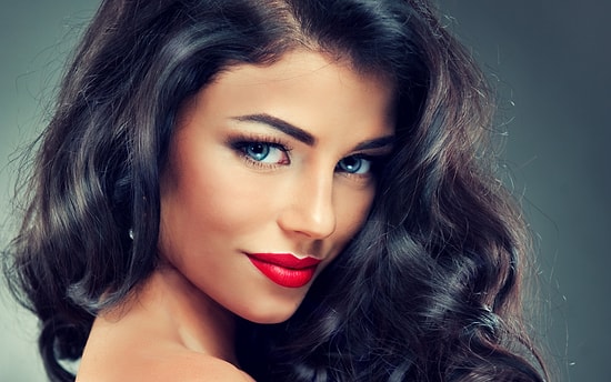 30 верных признаков того, что ты ей нравишься