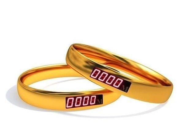 15. Обручальные кольца со счетчиком расстояния между ними