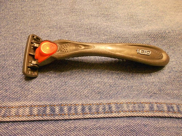 3. Бритва затупилась?