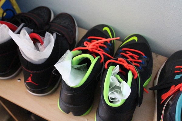 13. Неприятный запах от обуви?