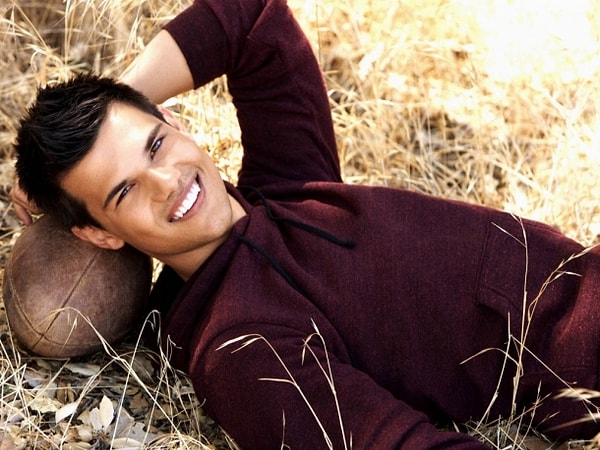 14. Чувствует себя всегда правым, но никогда не обижается