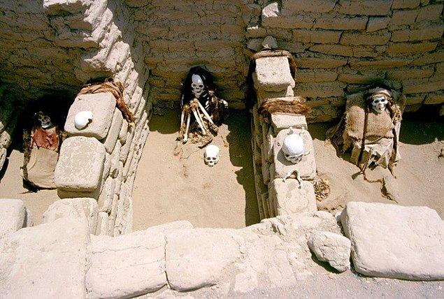 14. Chauchilla Mezarlığı - Peru
