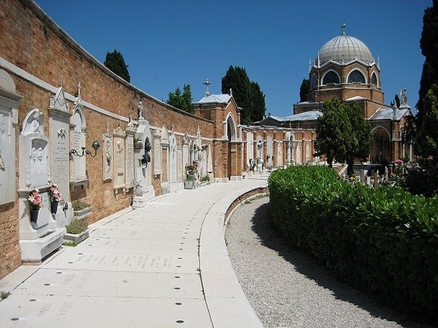 San Michele Mezarlığı - Venedik