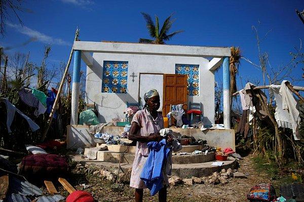 2. Birleşmiş Milletler kasırganın Haiti'de neden olduğu tahribatın boyutunun anlaşılmasının günler alabileceğini söyledi.