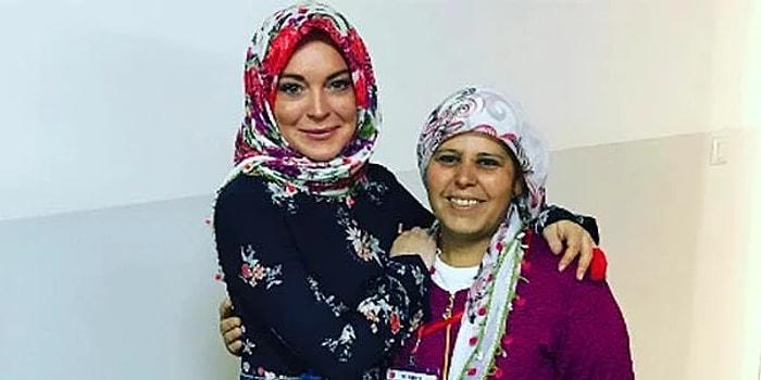 Türkiye'yi Biraz Fazla Sevdi: Mülteciler İçin Gelen Lindsay Lohan'dan Başörtülü Paylaşım