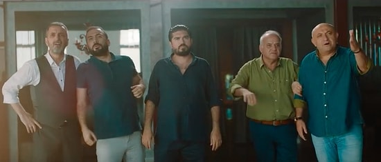 Beyaz Futbol Ekibinden Akıllara Zarar Film: Adam Mısın Fragmanından 19 Sahne