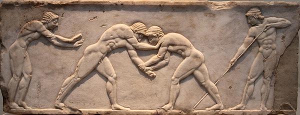 5. Antik Yunanlılar çıplak bir şekilde antrenman (gymnos) yaparlardı.