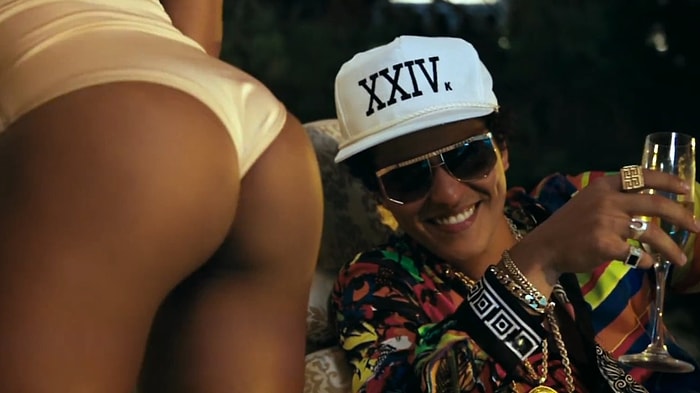 Bruno Mars'tan Yeni Video Klip: 24K Magic