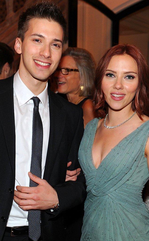 2. Scarlett & Hunter Johansson