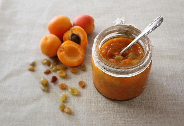 3. Kayısılı chutney bu aralar en gündemde olanlardan bir tanesi!