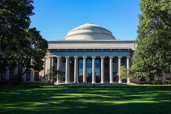 5. Massachusetts Teknoloji Enstitüsü (MIT)