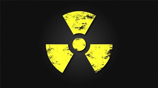 15. ABD Ordusu 1944 yılından 1970 yılına kadar okyanusa gizlice 400,000 kimyasal bomba ve 500 tondan fazla radyoaktif atık dışında 64 milyon kilo sinir gazı ve hardal gazı attıklarını itiraf etti.