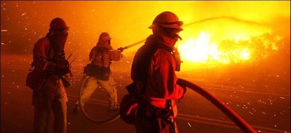 3. Спасатель МЧС, пожарный