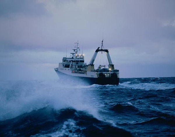 7. Рыболов в открытом море