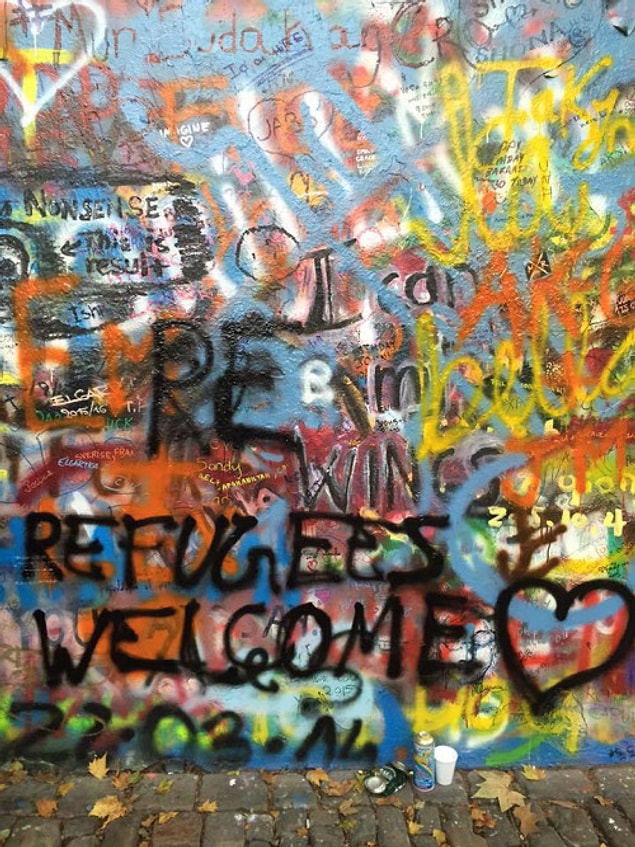 8. Refugees welcome <3