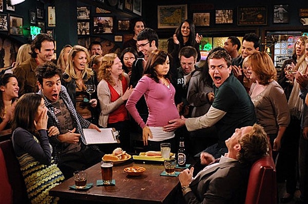 4. Элисон Ханниган и Коби Смолдерс, "Как я встретил вашу маму"